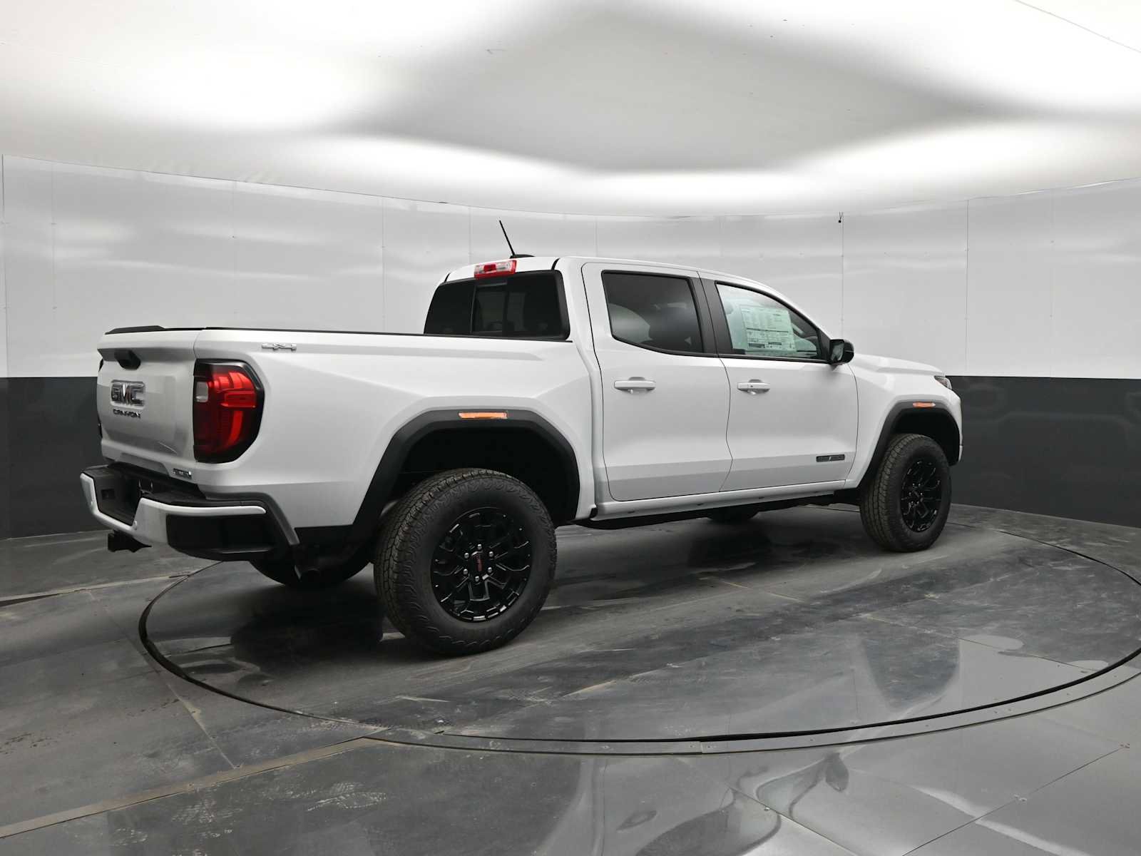 New 2026 GMC Canyon Elevation AWD/4WD image 7