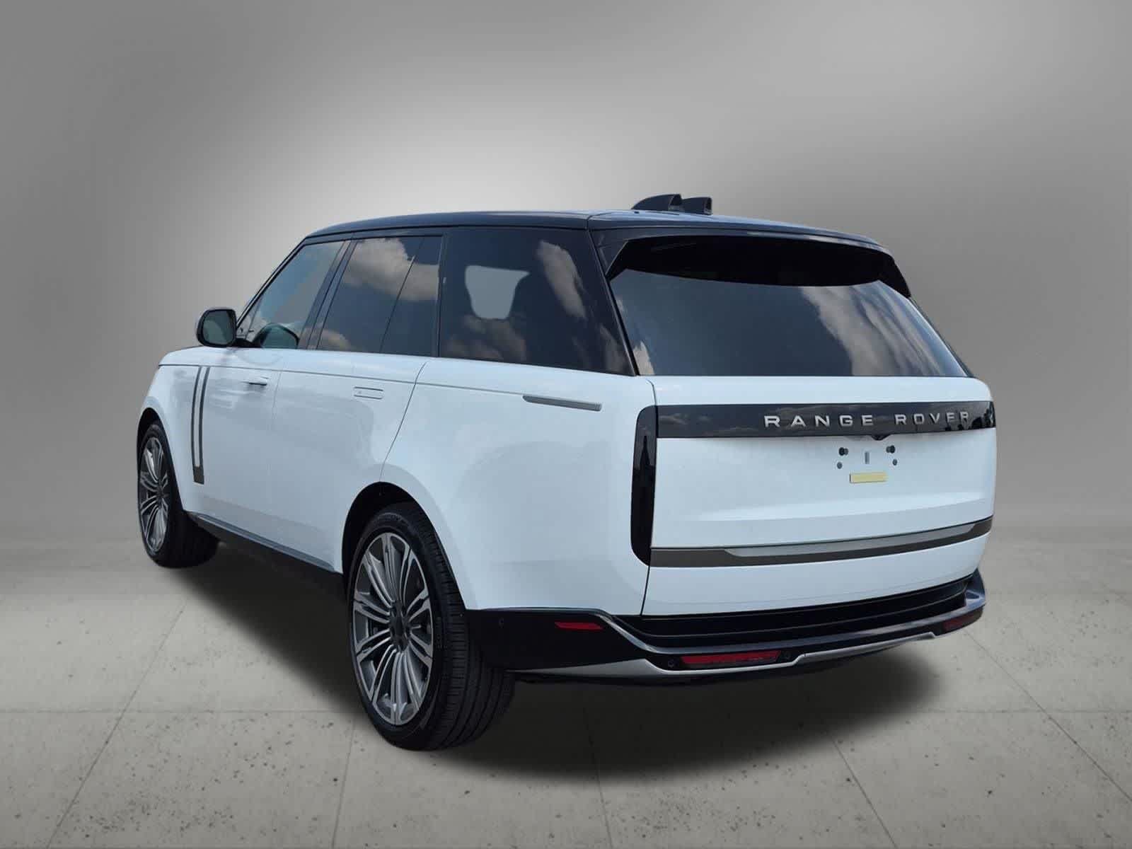 New 2026 Land Rover Range Rover SE AWD/4WD image 4
