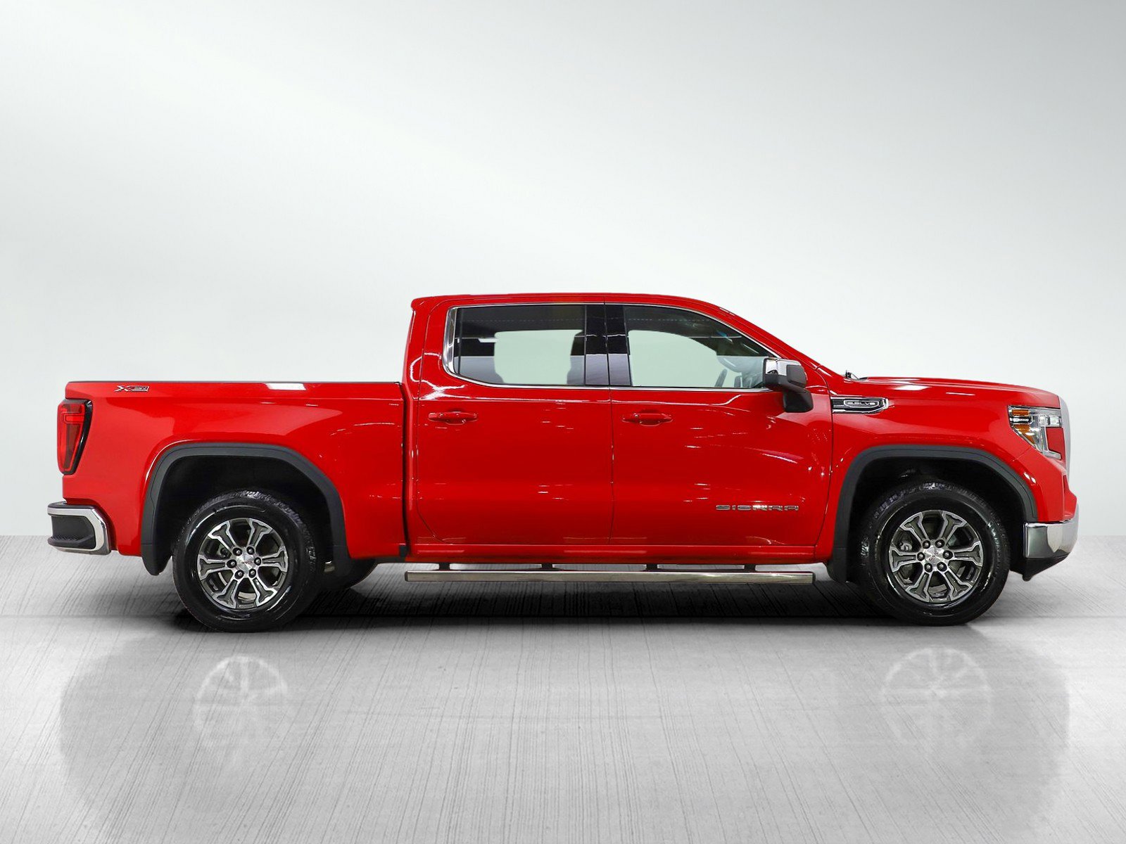 Used 2019 GMC Sierra 1500 SLE w/ SLE Value Package AWD/4WD image 6