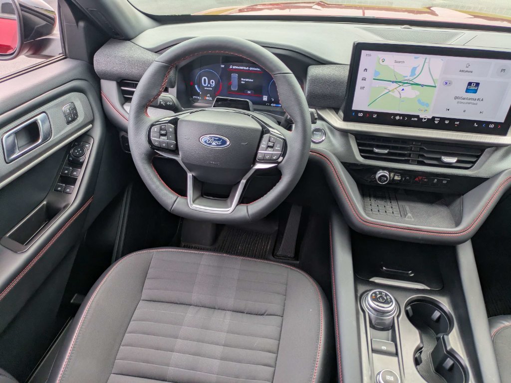 New 2025 Ford Explorer ST-Line w/ Premium Package RWD image 42