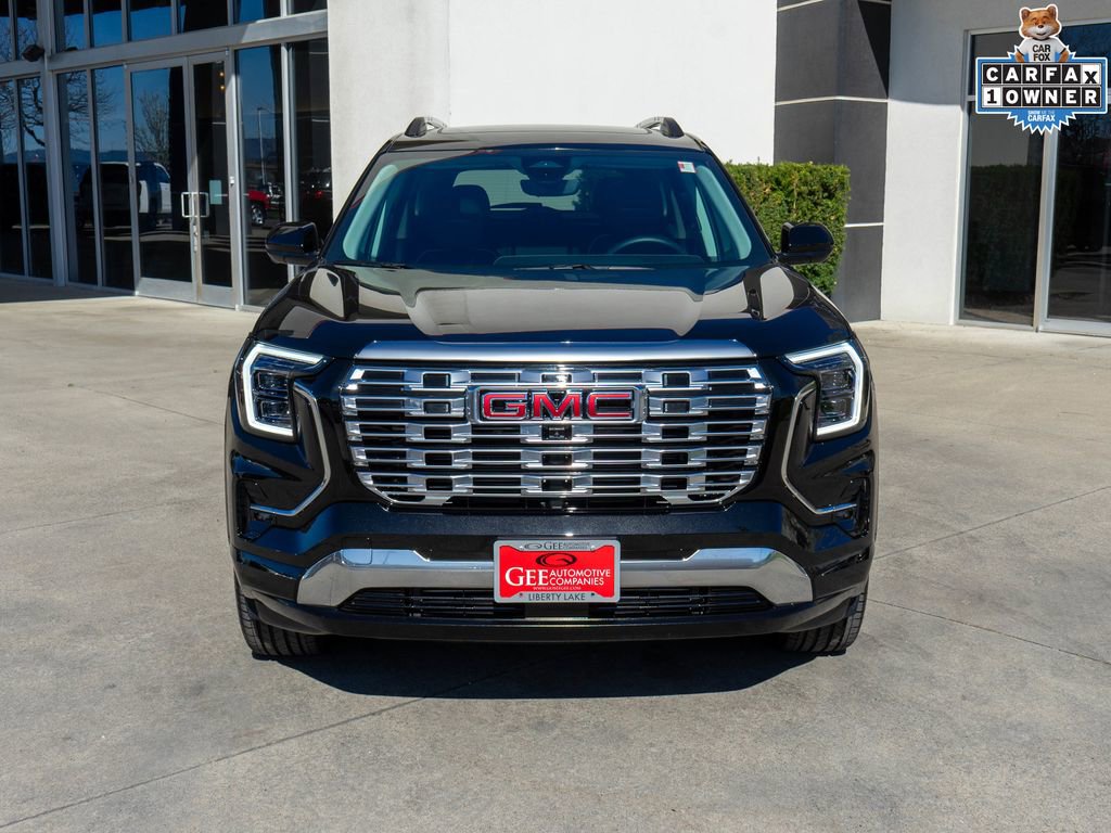 Used 2026 GMC Terrain Denali AWD/4WD image 2