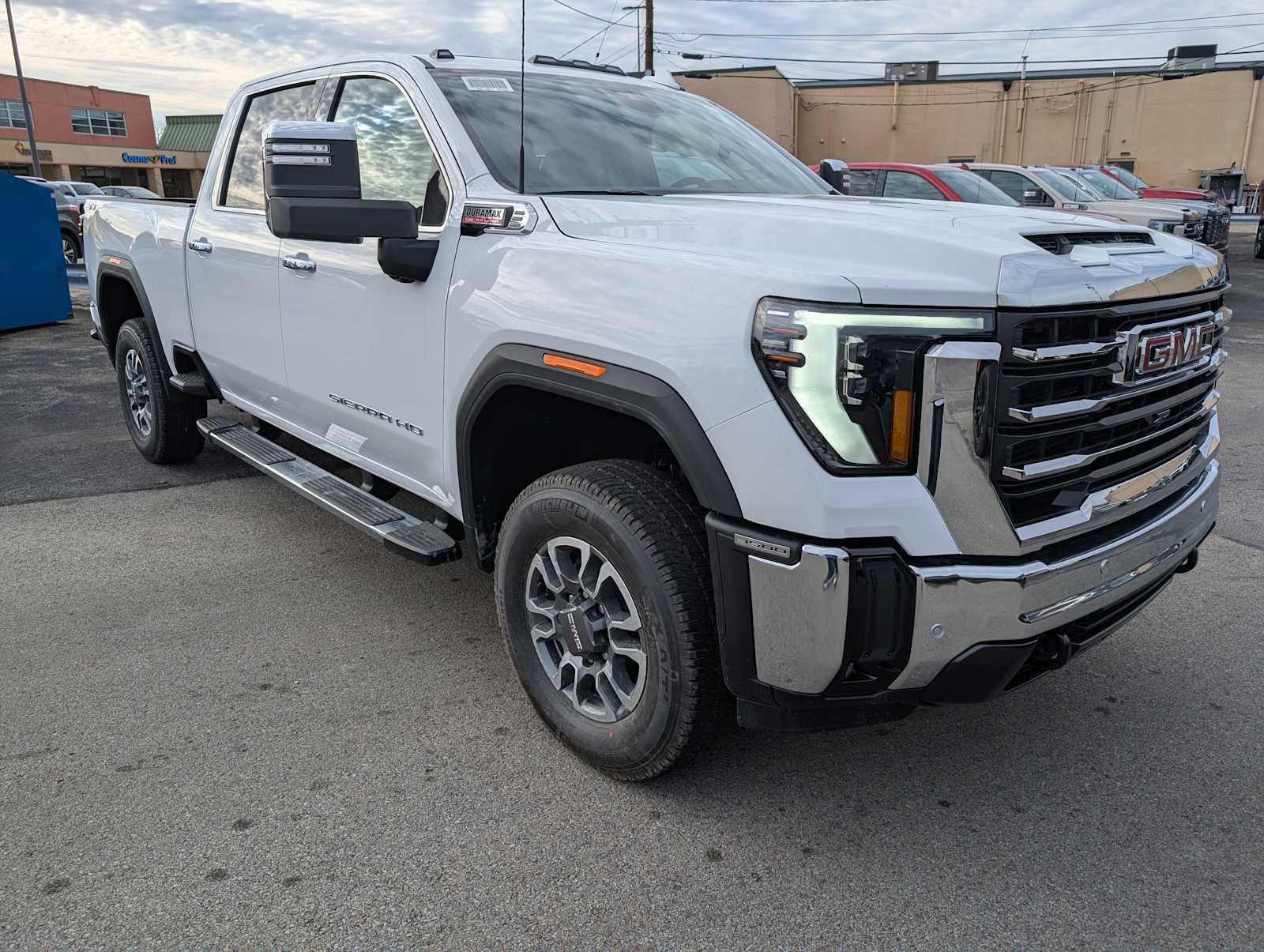 New 2026 GMC Sierra 3500 SLT w/ SLT Premium Package image 6