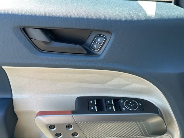 New 2025 Ford Maverick Lariat w/ 4K Tow Package image 37