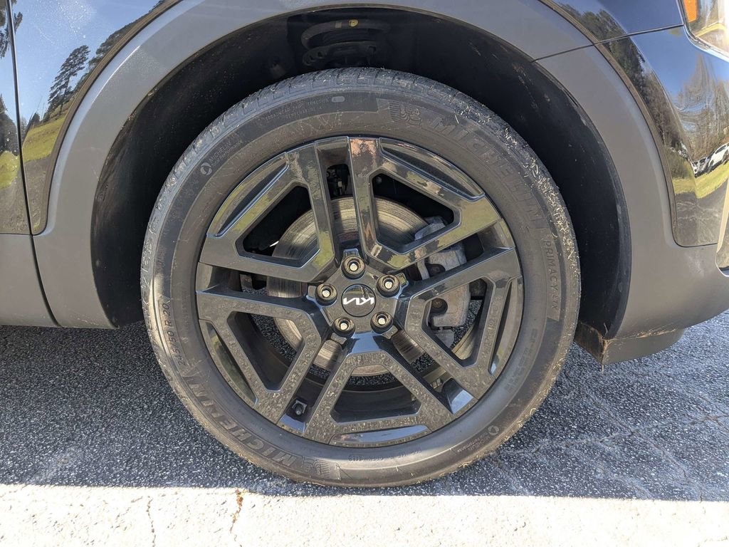 Used 2023 Kia Telluride SX X-Line image 11