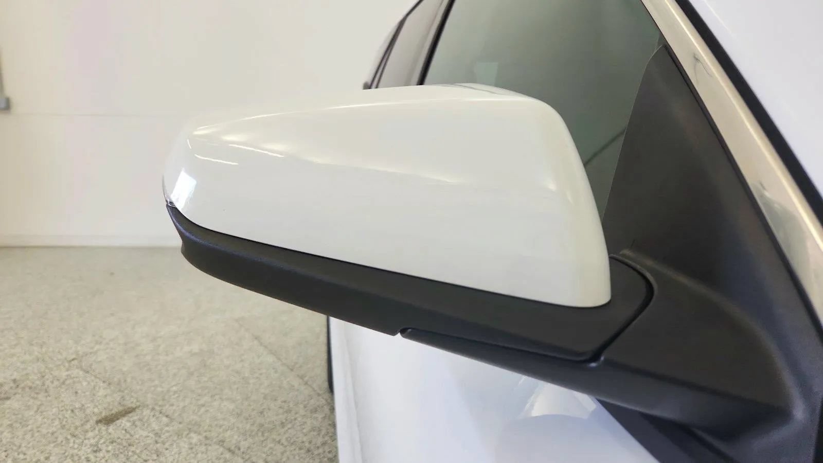 Used 2024 GMC Terrain SLT FWD image 35