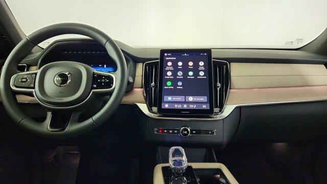 New 2026 Volvo XC90 T8 Plus w/ Protection Package Premier AWD/4WD image 26