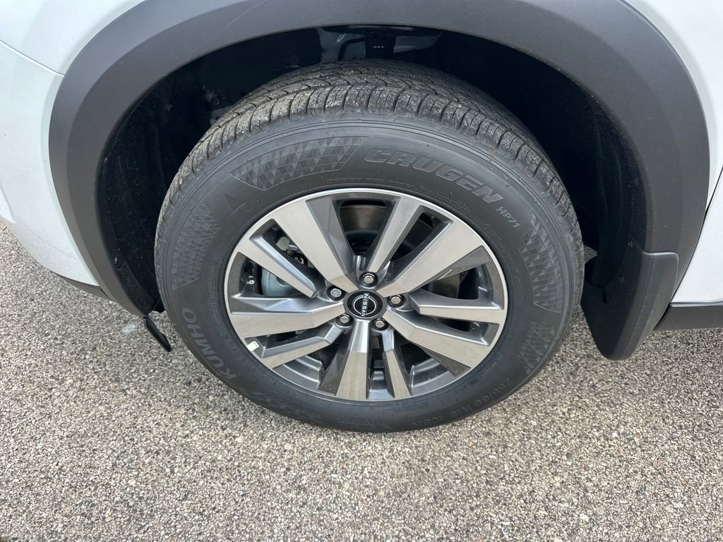 New 2026 Nissan Pathfinder SL image 36