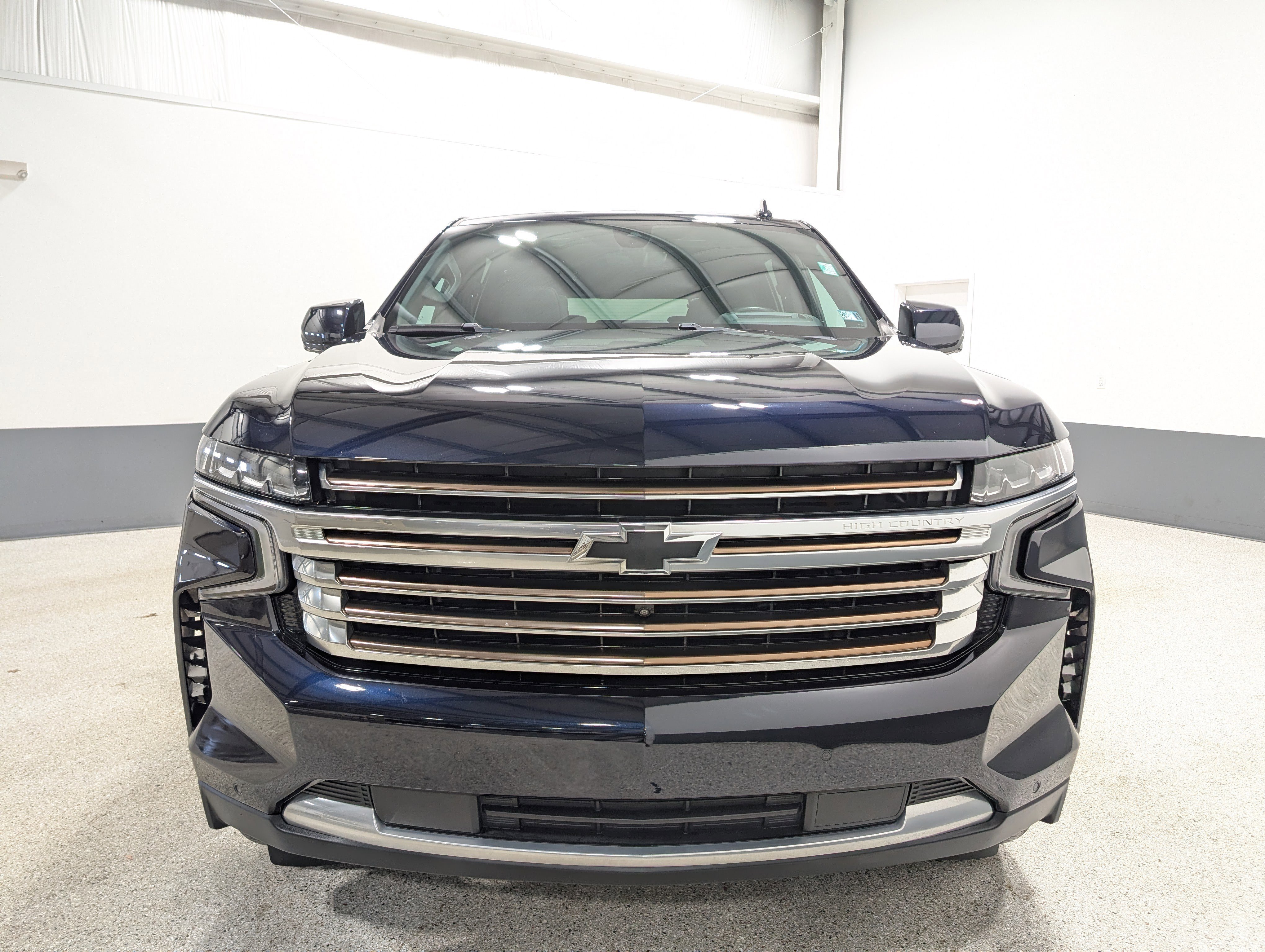 Used 2021 Chevrolet Suburban High Country image 8