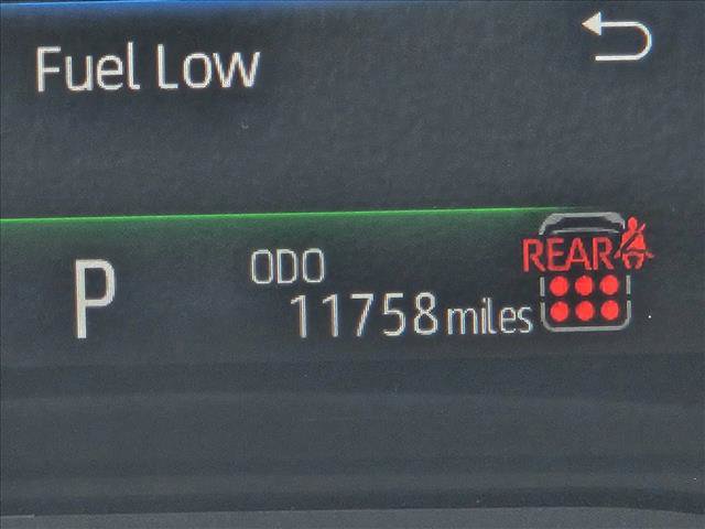 Used 2025 Toyota Sienna XLE FWD image 19