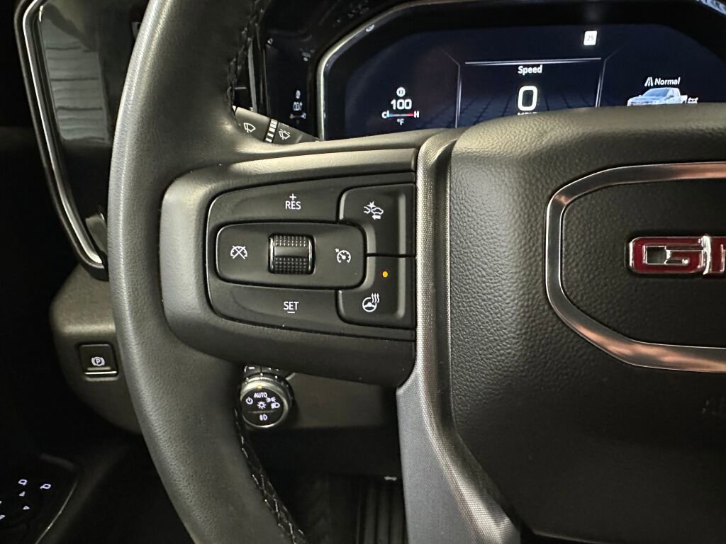 Used 2023 GMC Sierra 1500 Elevation image 10