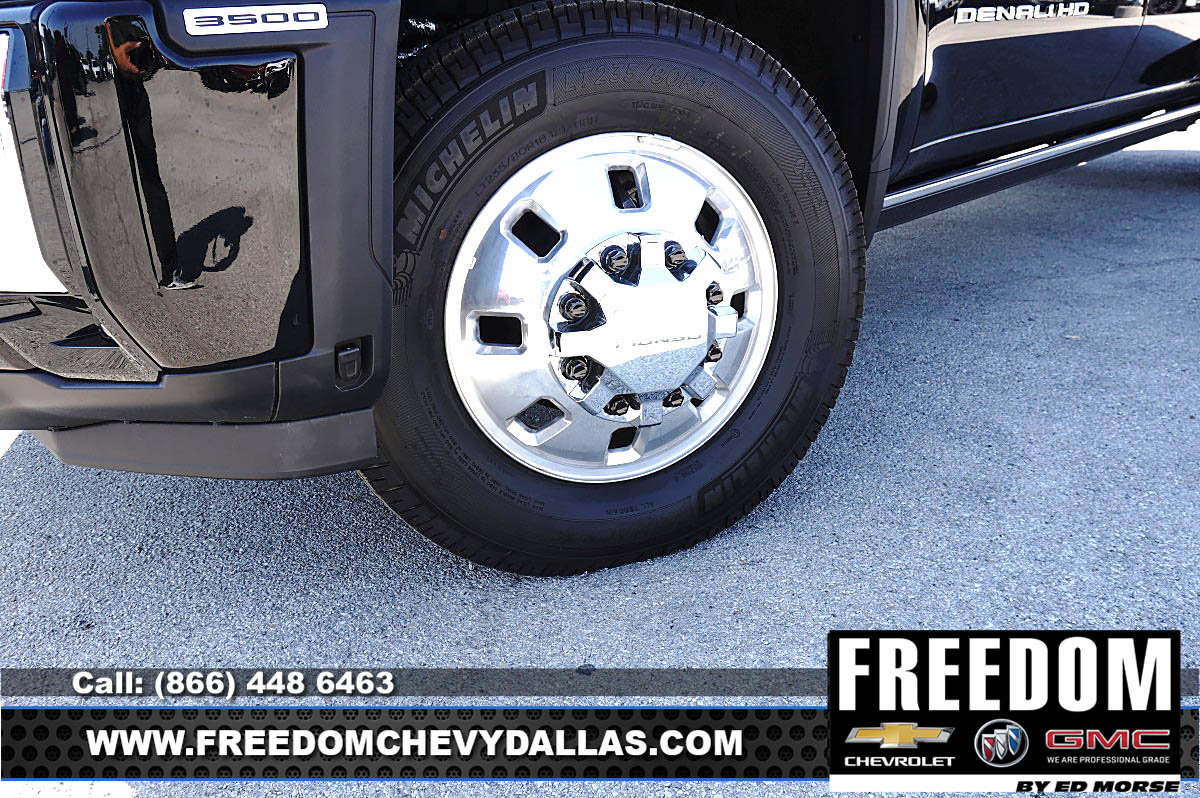 New 2026 GMC Sierra 3500 Denali w/ Denali Reserve Package AWD/4WD image 9