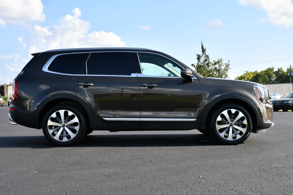 Used 2022 Kia Telluride S AWD/4WD image 8