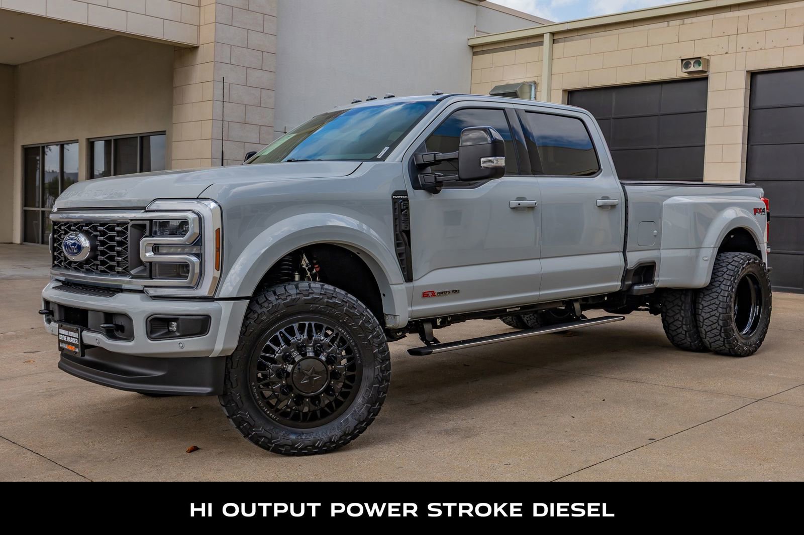 Used 2025 Ford F450 Platinum w/ FX4 Off-Road Package AWD/4WD image 5