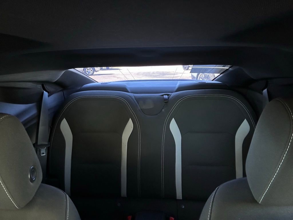 Used 2021 Chevrolet Camaro LT image 22