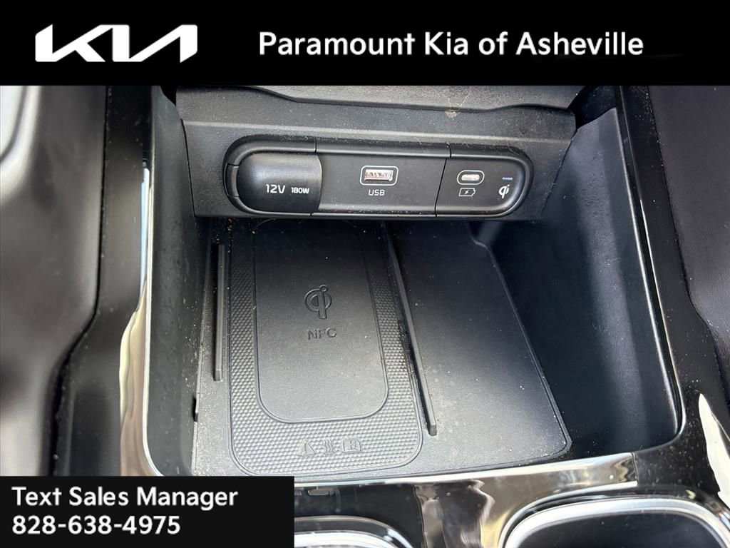 Used 2025 Kia Telluride SX image 17