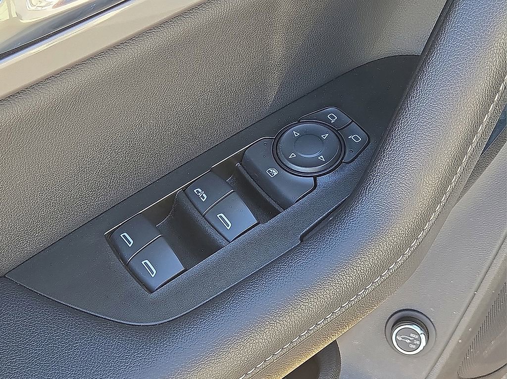 Used 2024 Chevrolet Blazer LT image 23