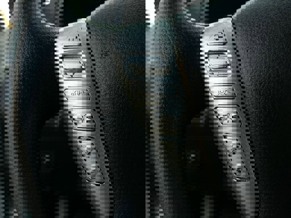 Used 2015 Nissan Sentra S image 16