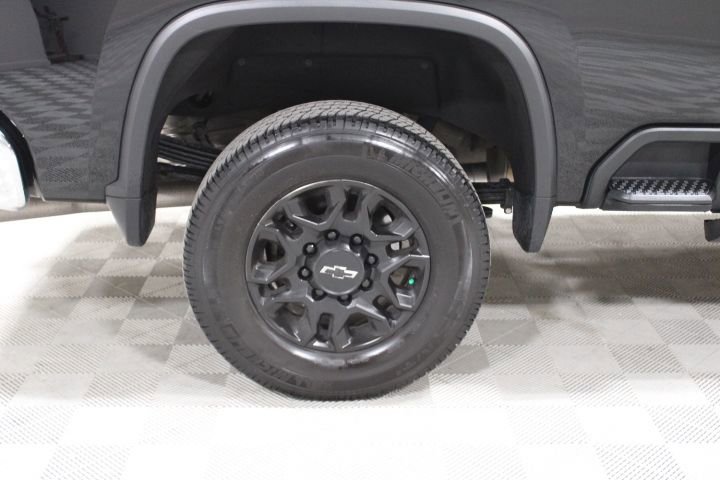 Used 2024 Chevrolet Silverado 2500 LTZ w/ LTZ Convenience Package image 46