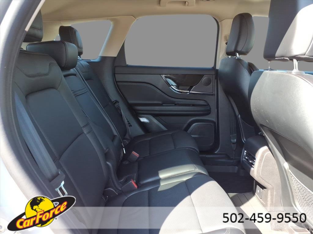 Used 2024 Lincoln Corsair Reserve w/ Jet Appearance Package image 11