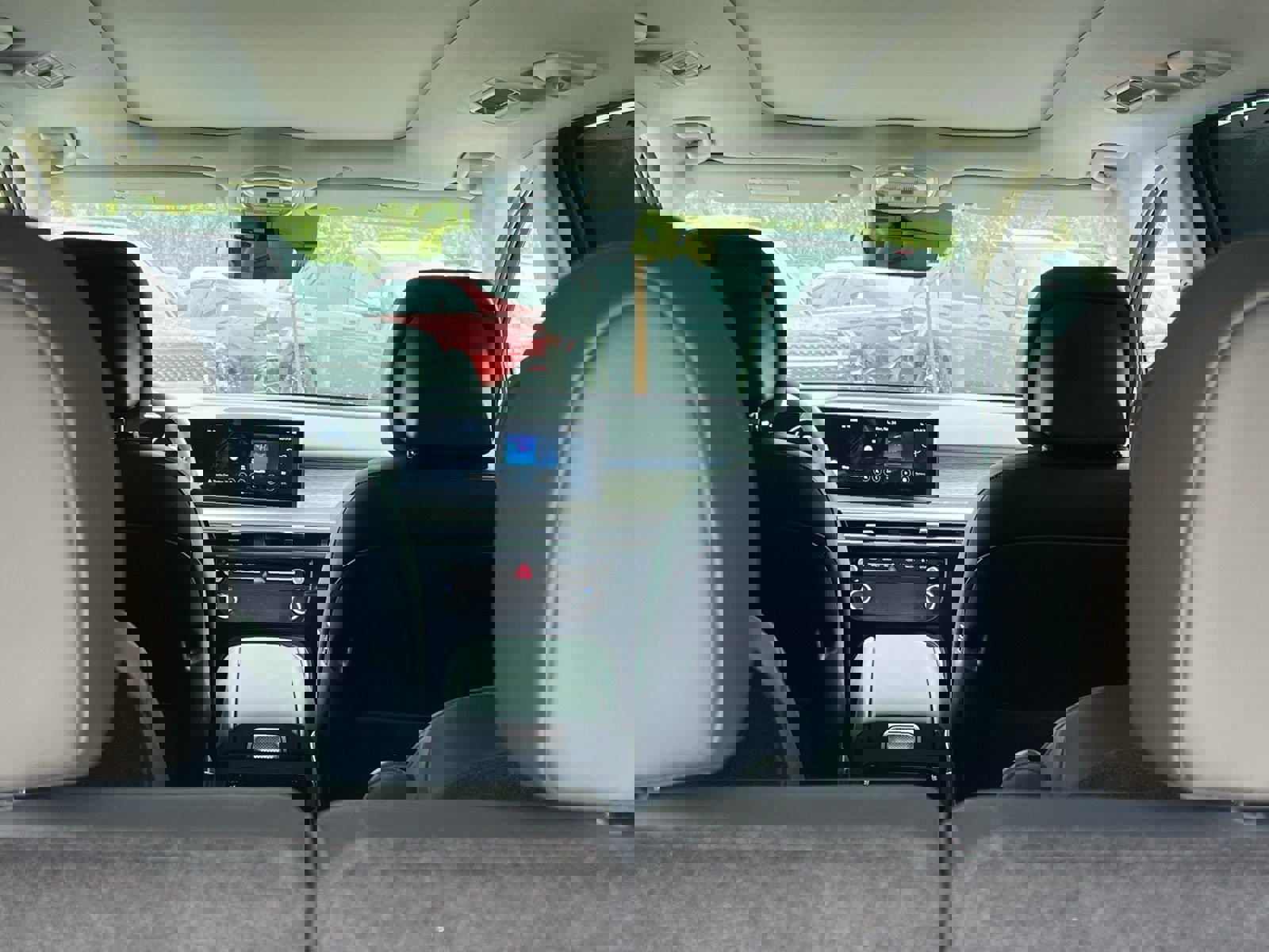 New 2026 Hyundai Ioniq 9 Limited image 15