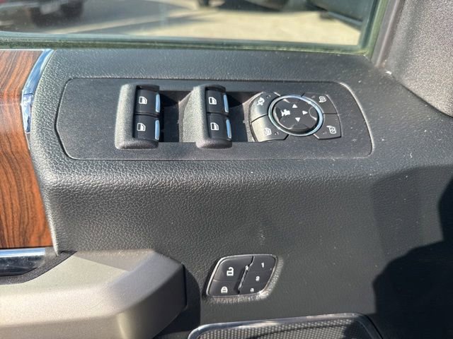 Used 2016 Ford F150 Lariat w/ Equipment Group 502A Luxury AWD/4WD image 18