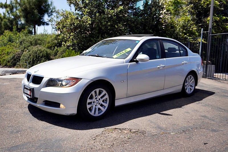 Used 2006 BMW 325i Sedan RWD image 6