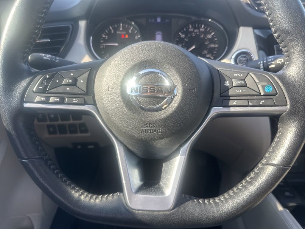 Used 2020 Nissan Rogue Sport SL w/ Premium Package image 25