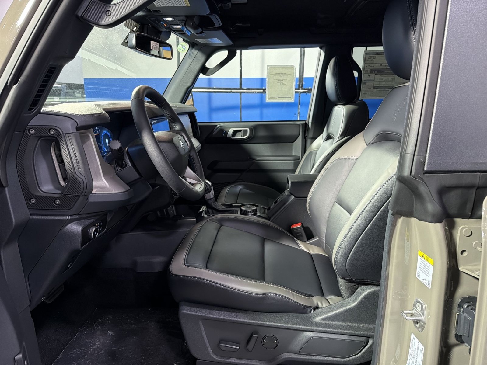 New 2026 Ford Bronco Outer Banks AWD/4WD image 24