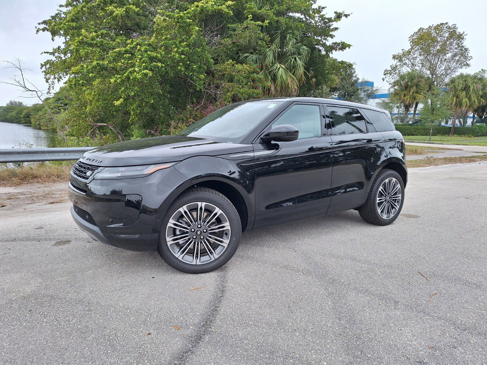 New 2026 Land Rover Range Rover Evoque S