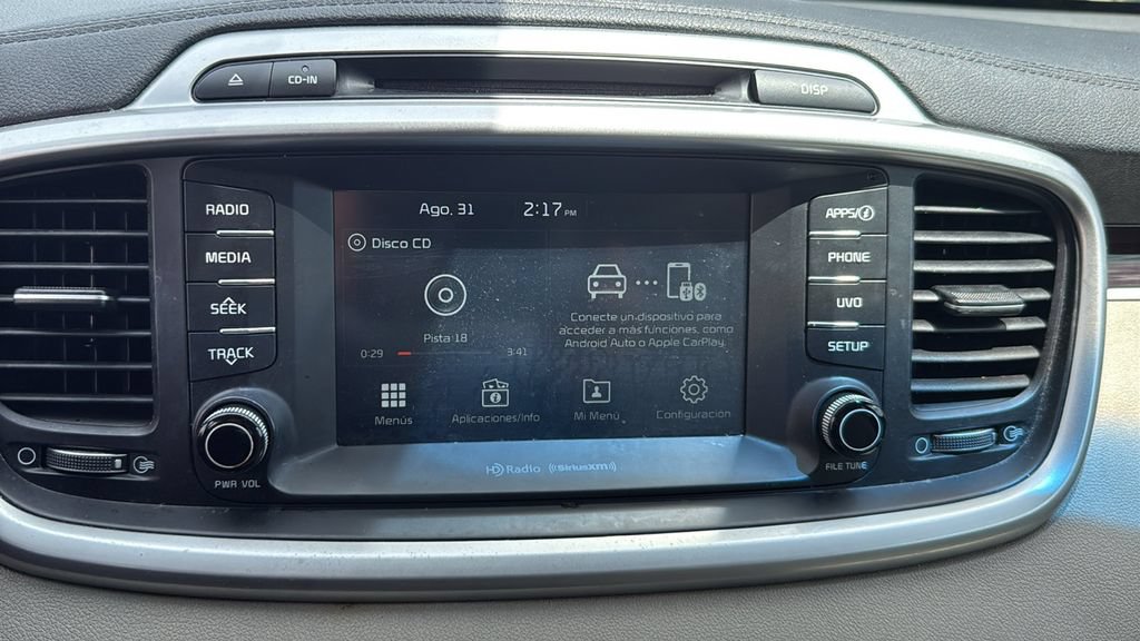 Used 2018 Kia Sorento FWD image 36