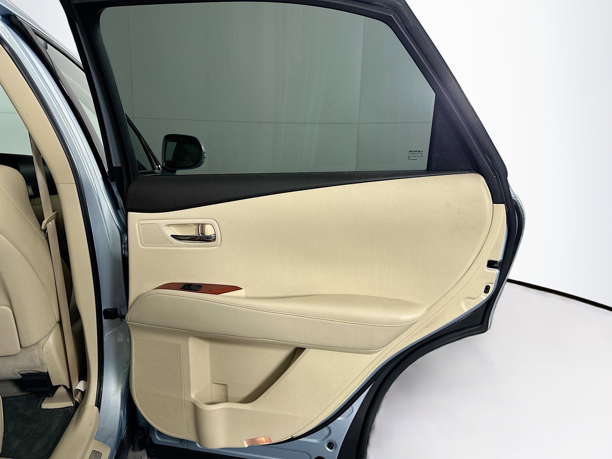 Used 2011 Lexus RX 350 AWD w/ Premium Pkg image 30