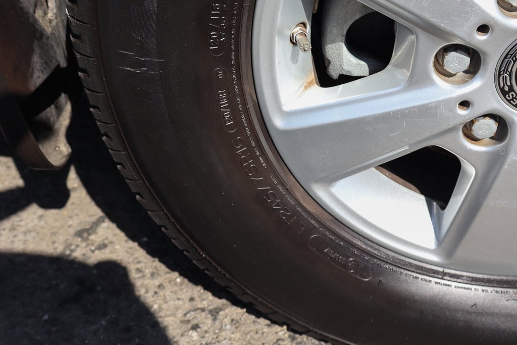 Used 2019 Mercedes-Benz Sprinter 2500 image 43