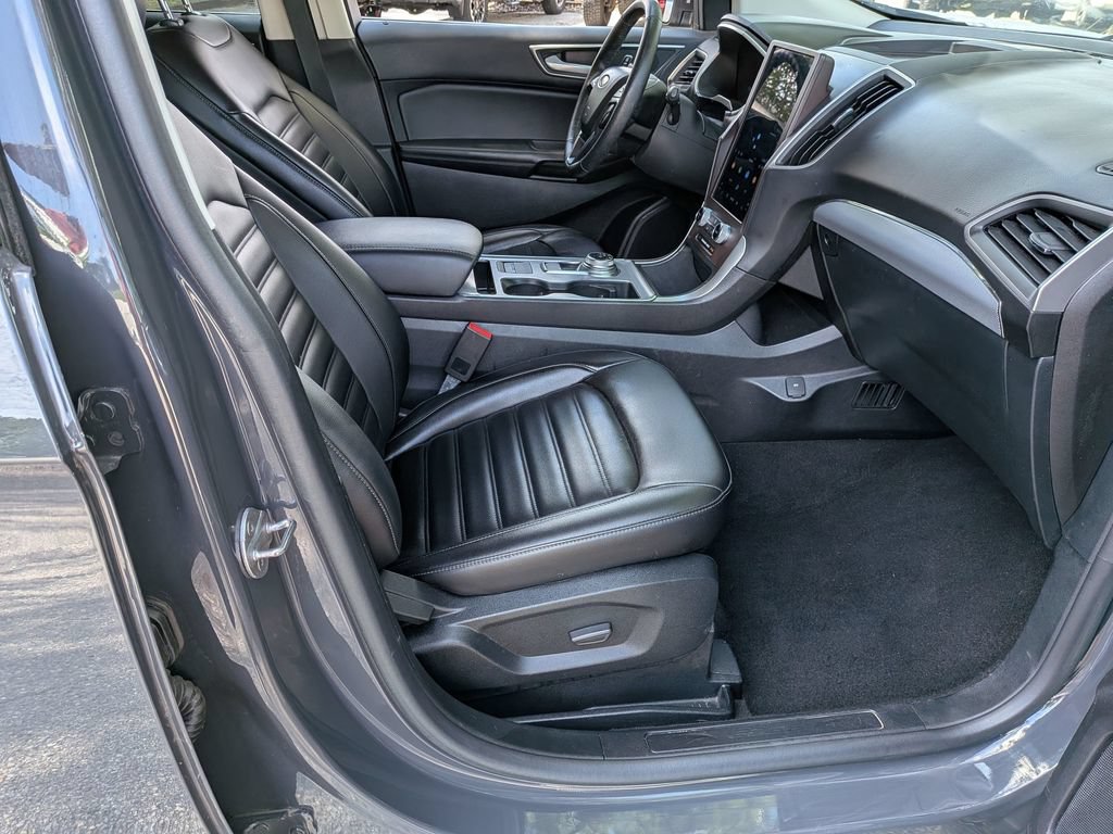 Used 2021 Ford Edge SEL w/ Cargo Accessory Package AWD/4WD image 31