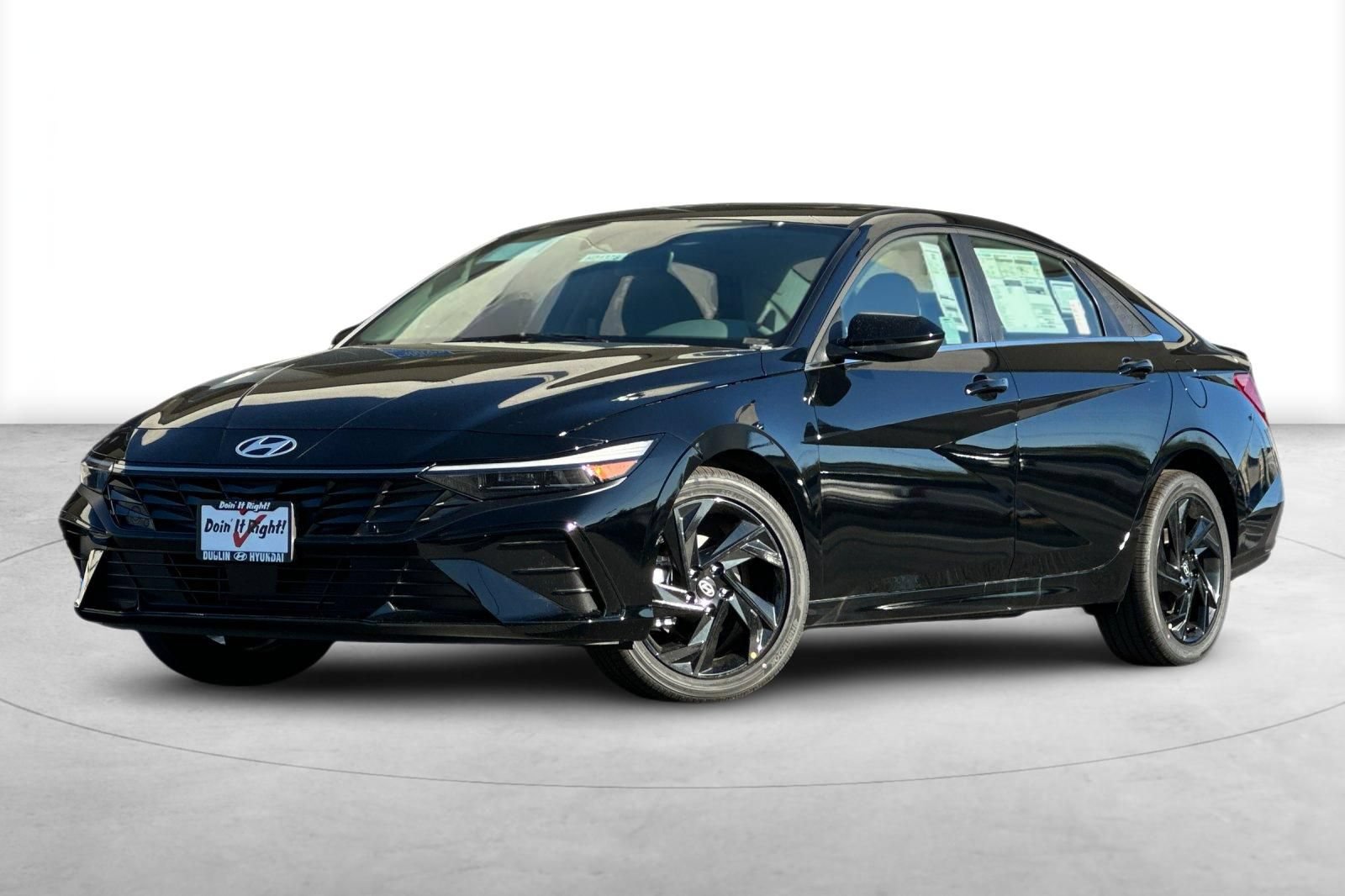 Certified 2026 Hyundai Elantra SEL Sport FWD image 2