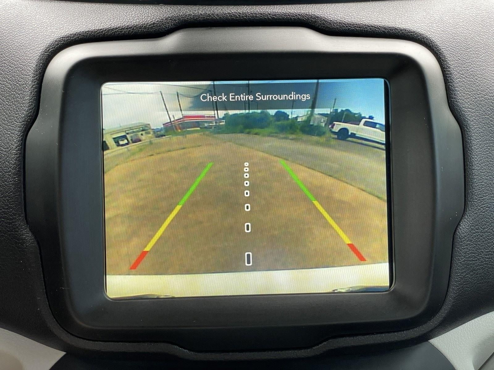 Used 2018 Jeep Renegade Limited w/ UConnect 8.4 Nav Group FWD image 26