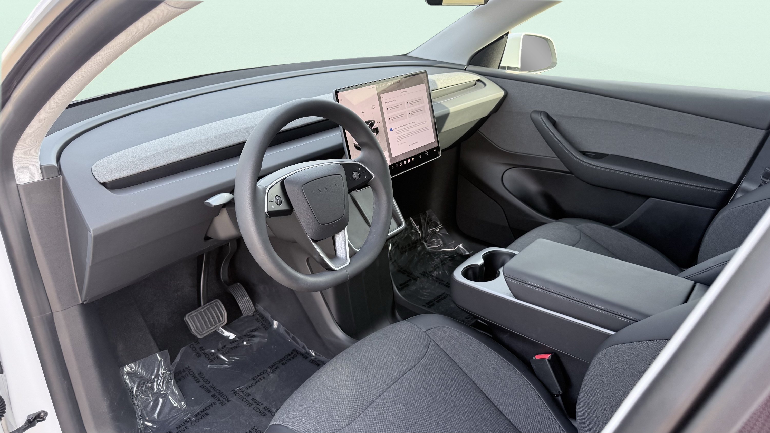 Used 2026 Tesla Model Y 2WD image 21