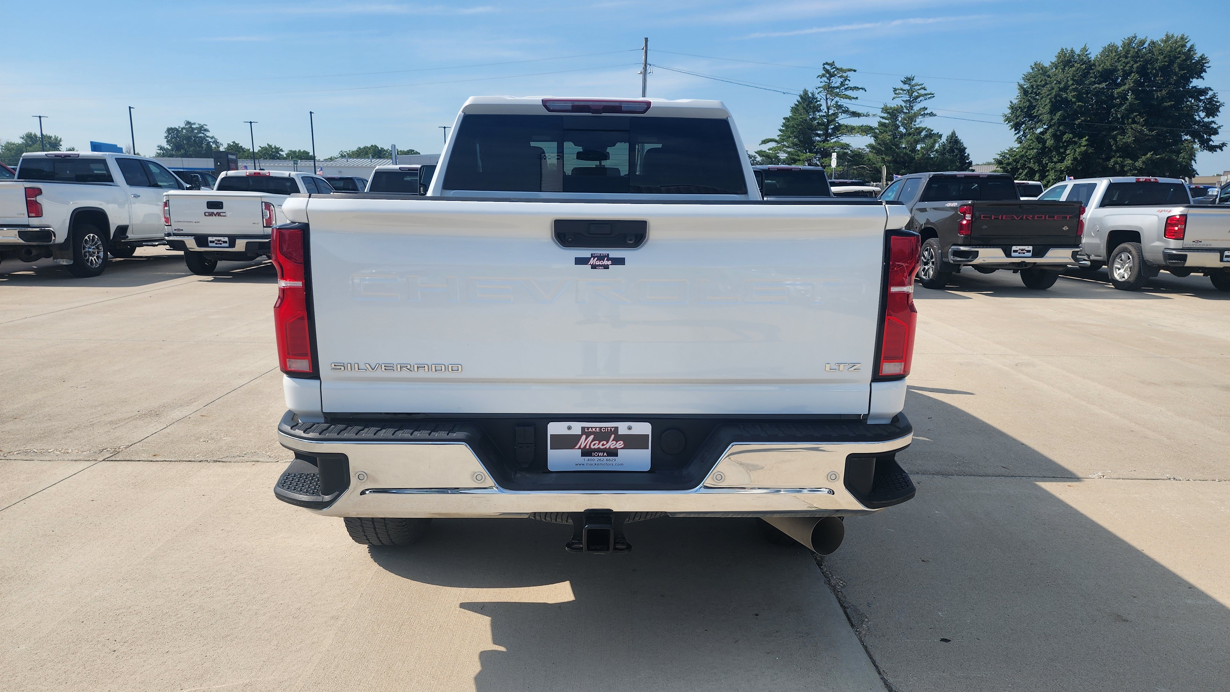 Certified 2026 Chevrolet Silverado 2500 LTZ w/ LTZ Plus Package AWD/4WD image 5