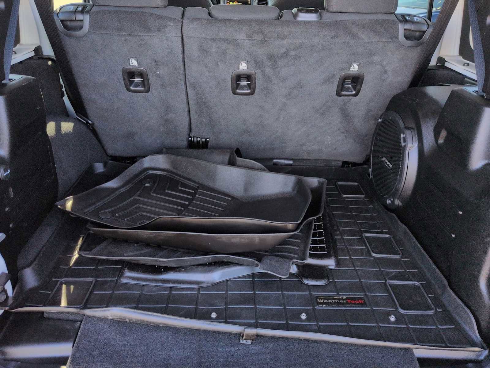 Used 2021 Jeep Wrangler Unlimited Sport image 35