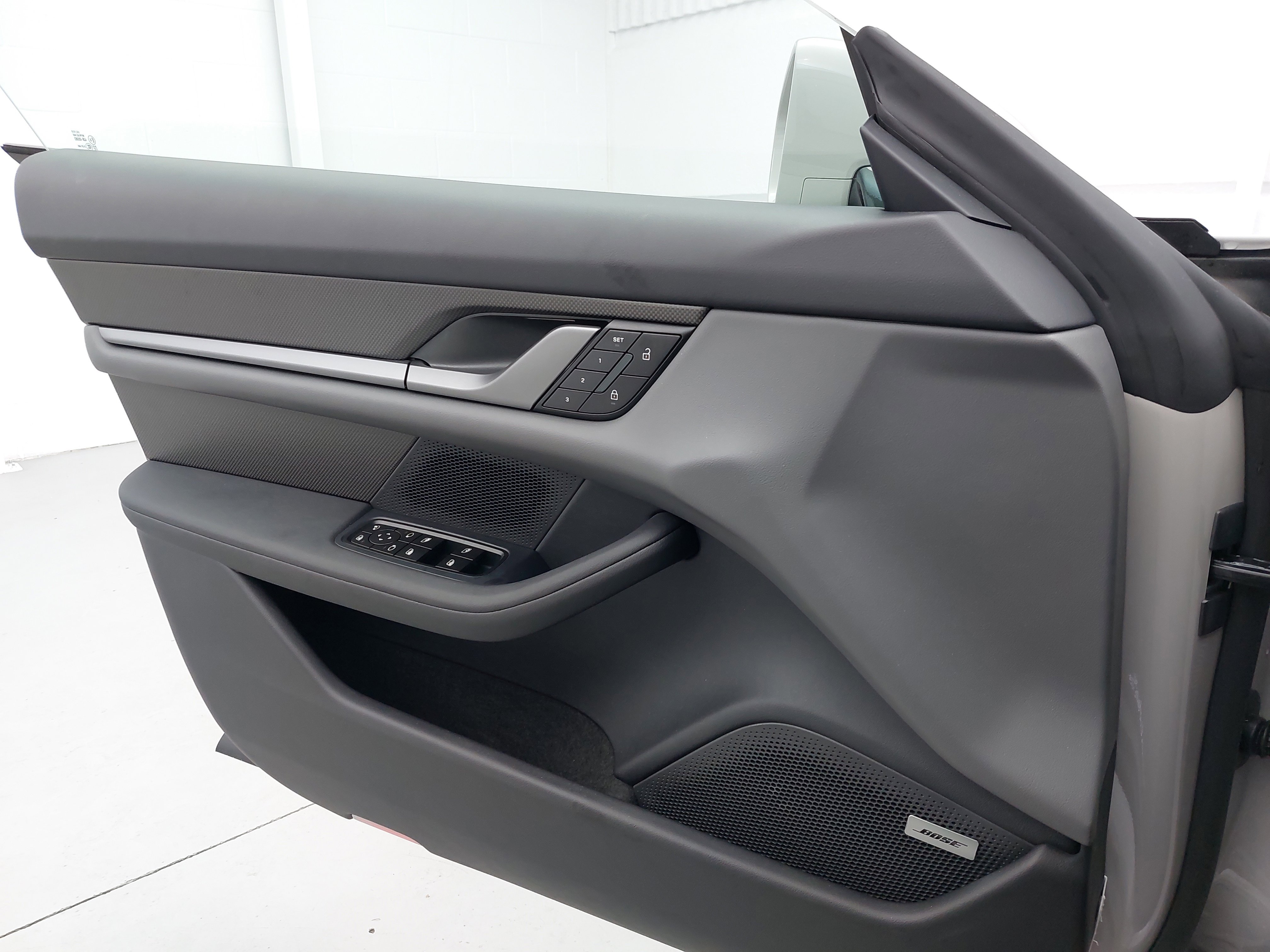 New 2025 Porsche Taycan Turbo S image 29