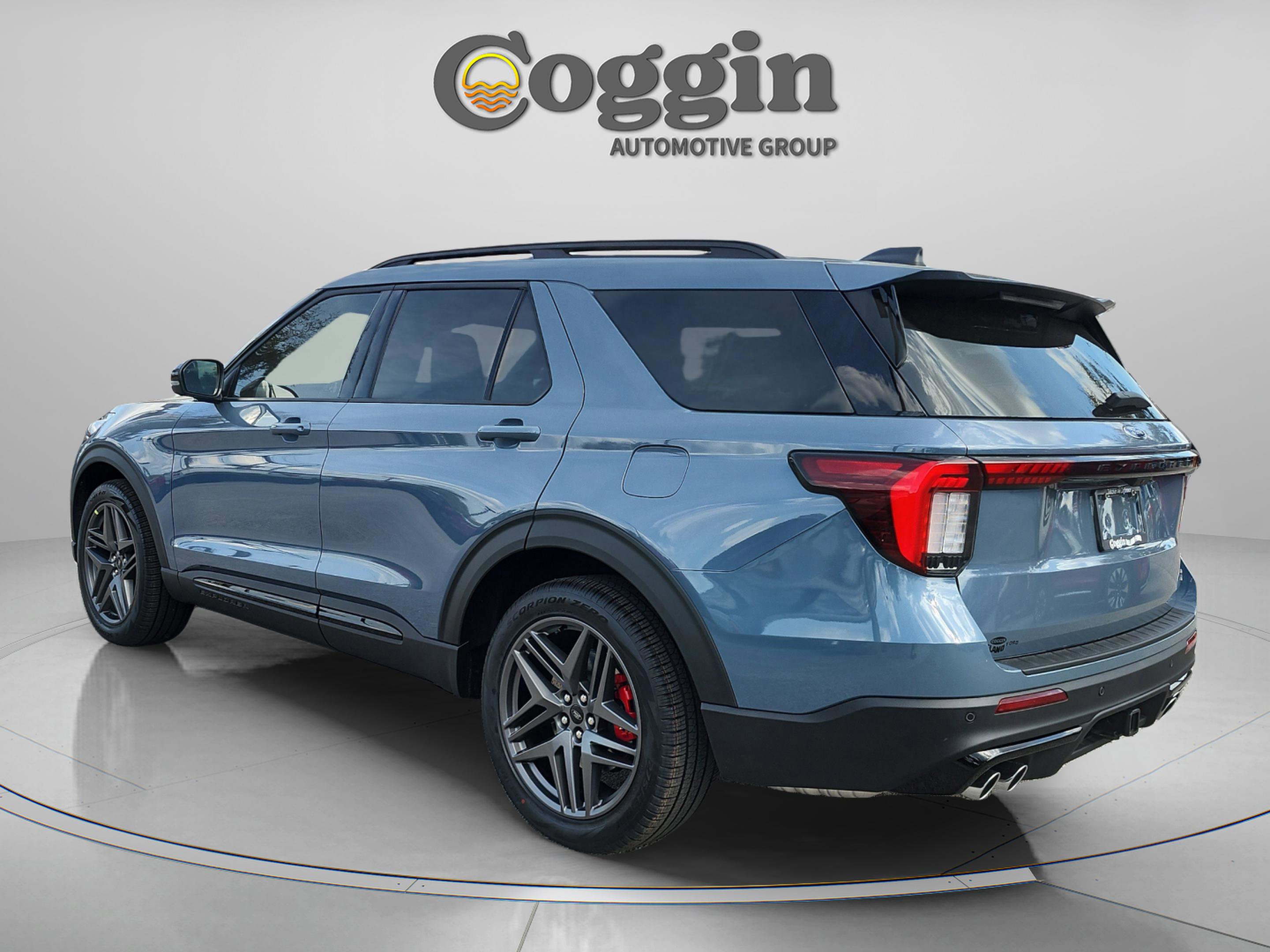 Certified 2026 Ford Explorer ST w/ Sun And Sound Package AWD/4WD image 4