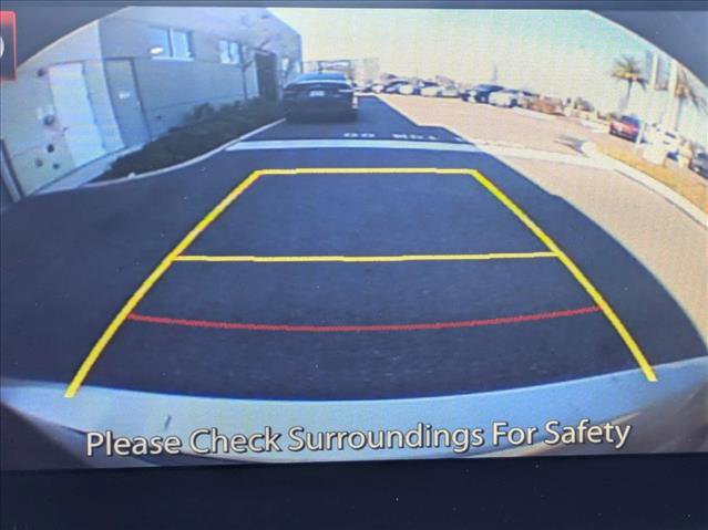 Used 2015 MAZDA MAZDA3 i Touring image 11