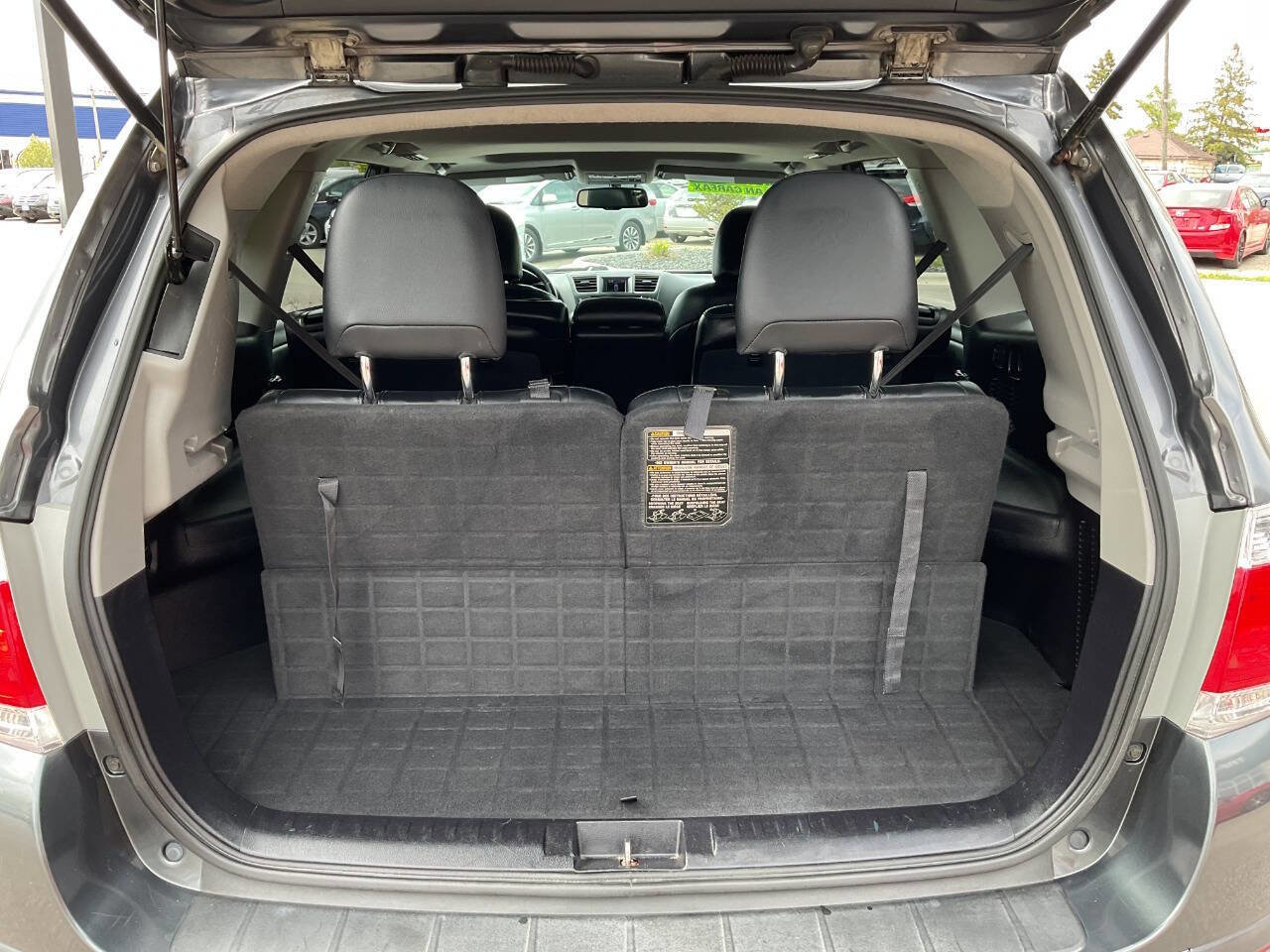 Used 2012 Toyota Highlander Limited w/ Tow Pkg AWD/4WD image 34
