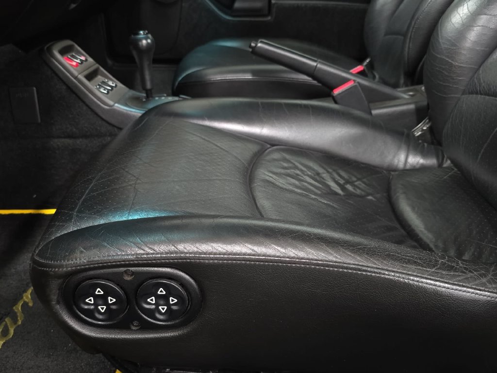 Used 1997 Porsche 911 Carrera RWD image 22