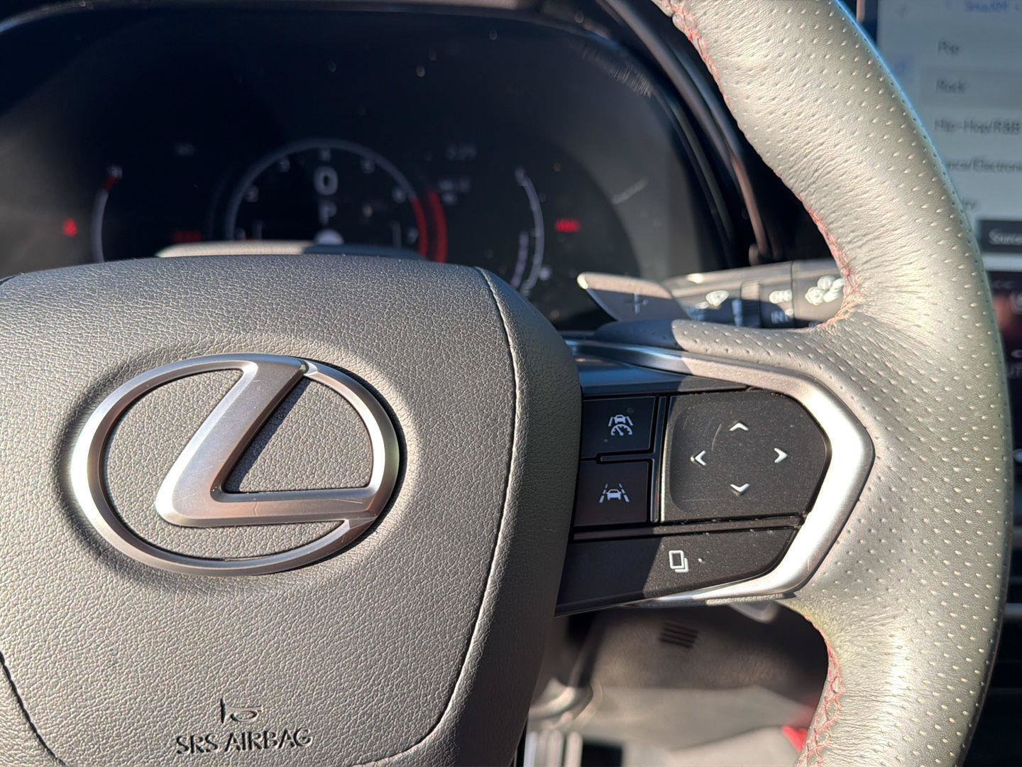 Used 2023 Lexus RX 350 F Sport w/ Cold Area Package AWD/4WD image 22