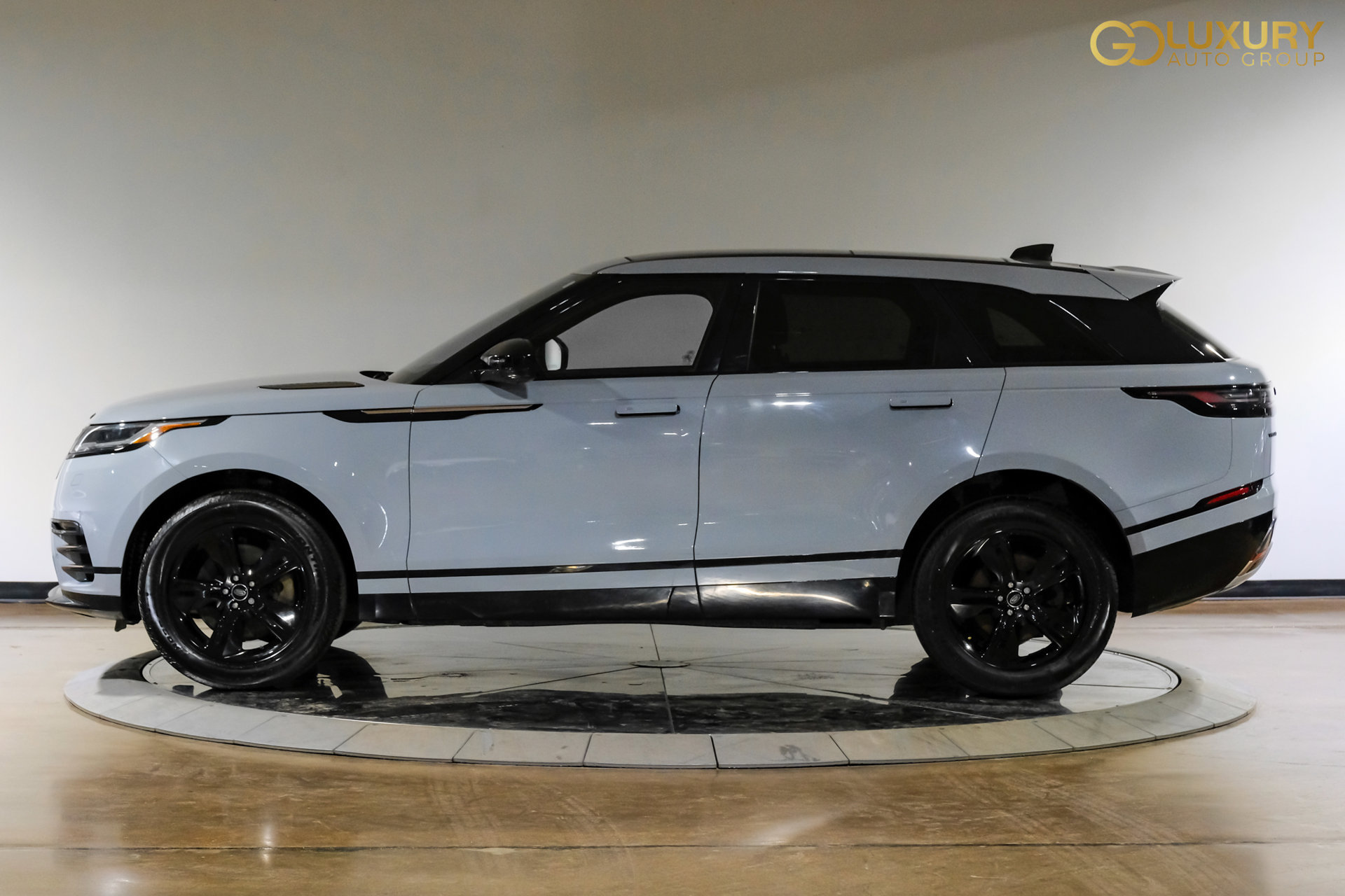Used 2025 Land Rover Range Rover Velar Dynamic SE AWD/4WD image 13