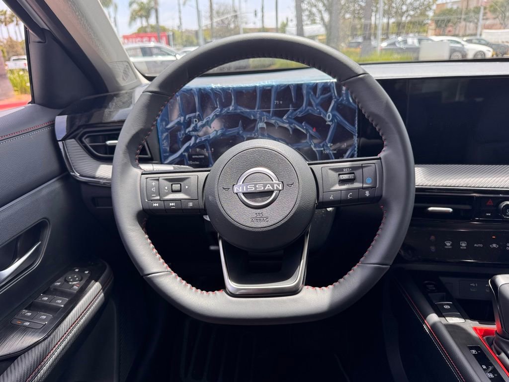 New 2025 Nissan Kicks SR image 9