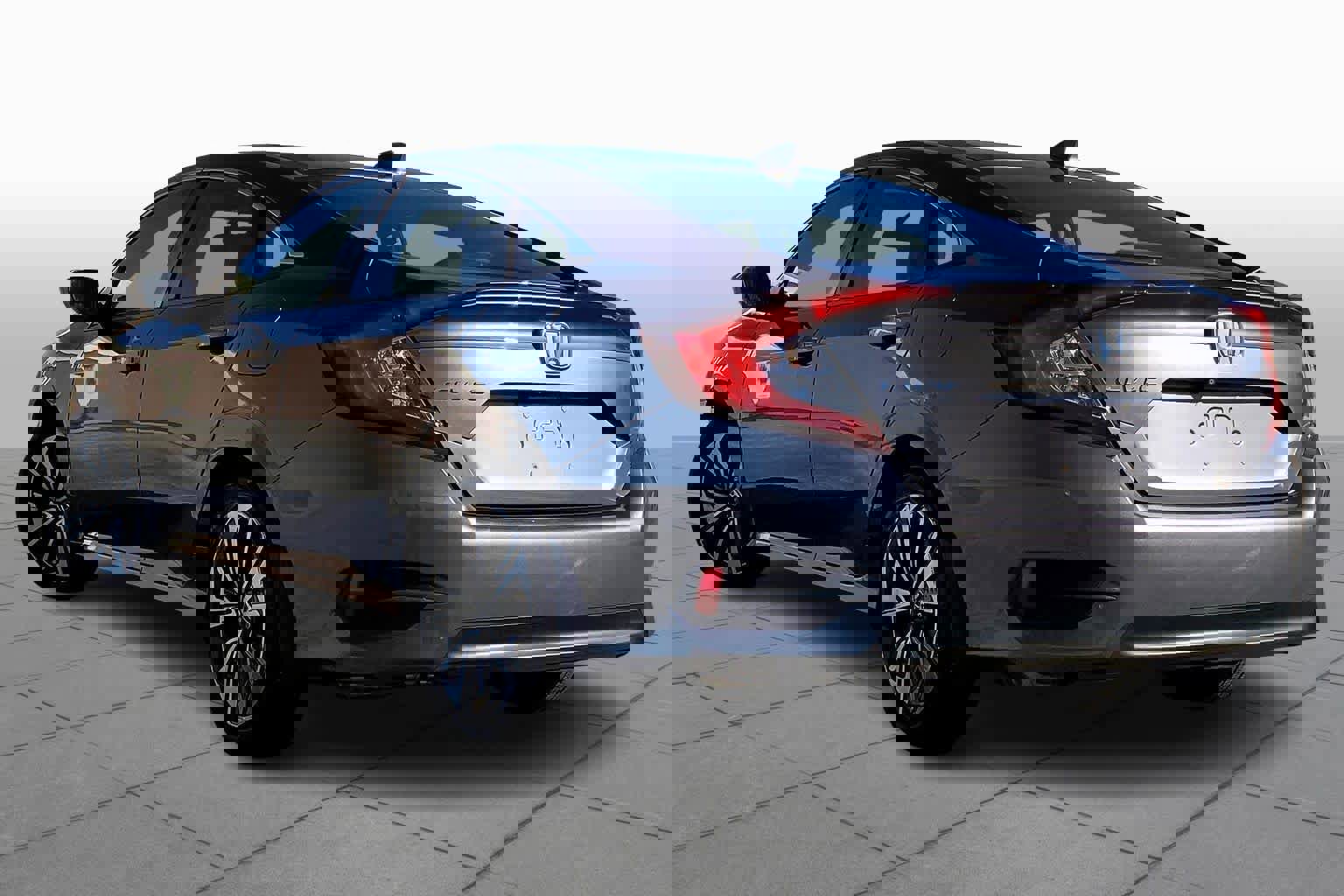 Used 2016 Honda Civic EX-L image 11