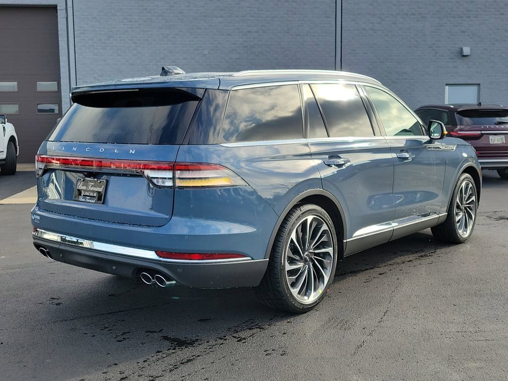 New 2026 Lincoln Aviator Reserve image 4