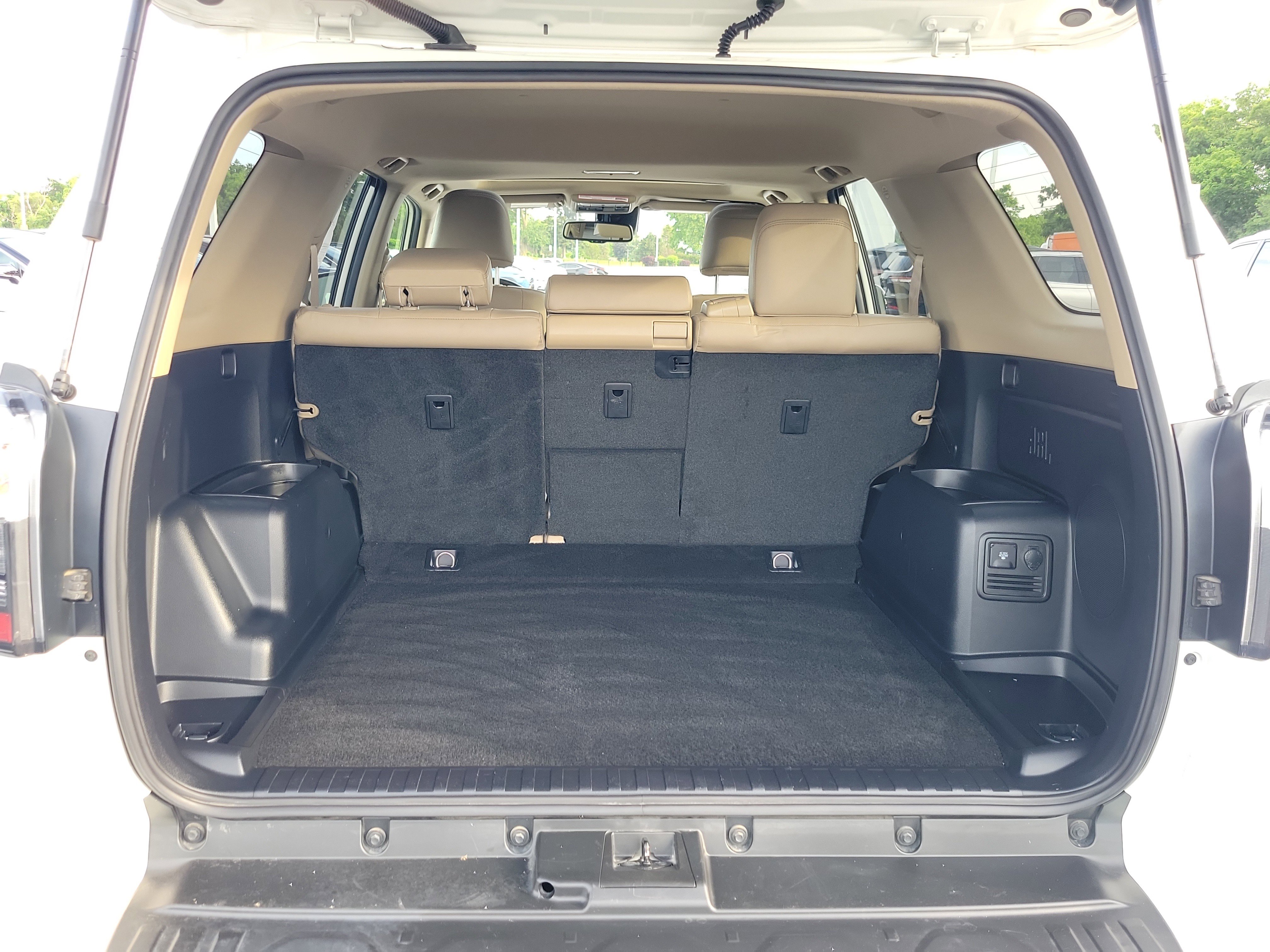 Certified 2023 Toyota 4Runner Limited AWD/4WD image 9