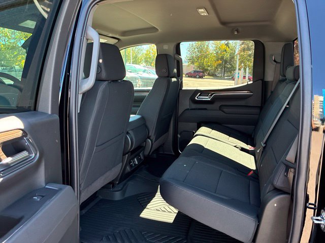 New 2026 Chevrolet Silverado 1500 RST w/ Z71 Off-Road Package AWD/4WD image 8